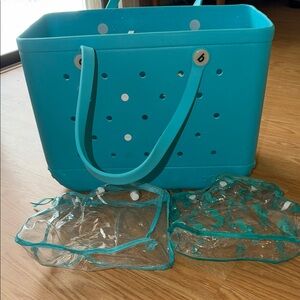 The original Bogg Bag large with accessories included